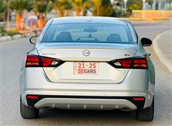 نيسان ألتيما